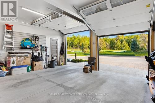 13 - 133 Georgian Bay Lane, Blue Mountains, ON - Indoor Photo Showing Garage