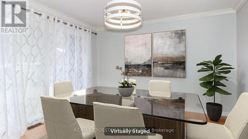 39 Maplecrest Court, Oro-Medonte (Horseshoe Valley), ON - Indoor Photo Showing Dining Room