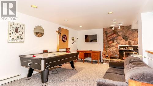 39 Maplecrest Court, Oro-Medonte (Horseshoe Valley), ON - Indoor Photo Showing Other Room