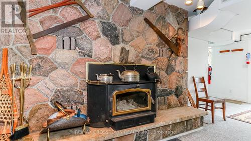 39 Maplecrest Court, Oro-Medonte (Horseshoe Valley), ON - Indoor Photo Showing Other Room With Fireplace