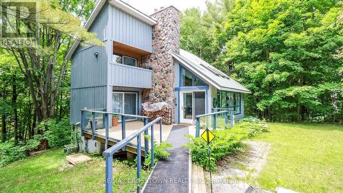 39 Maplecrest Court, Oro-Medonte (Horseshoe Valley), ON - Outdoor