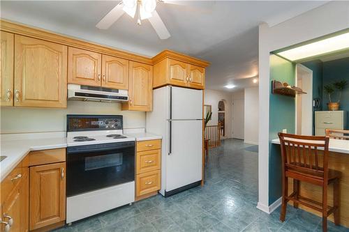 679 Niagara Street N, Welland, ON - Indoor Photo Showing Kitchen