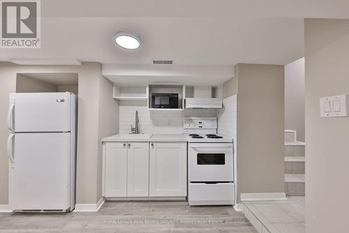 Lower - 47 Washington Avenue, Oakville, ON - Indoor Photo Showing Kitchen