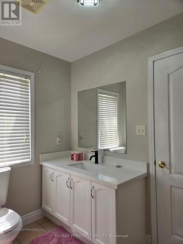 67 Maple Valley Street, Brampton, ON - Indoor Photo Showing Bathroom