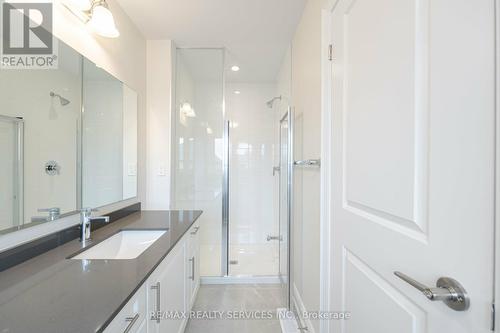 29 Bermondsey Way E, Brampton (Bram West), ON - Indoor Photo Showing Bathroom