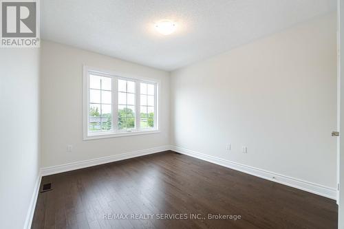 29 Bermondsey Way E, Brampton (Bram West), ON - Indoor Photo Showing Other Room