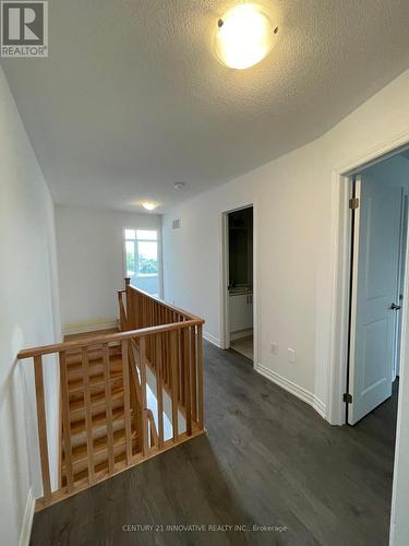 388 Okanagan Path, Oshawa, ON - Indoor Photo Showing Other Room