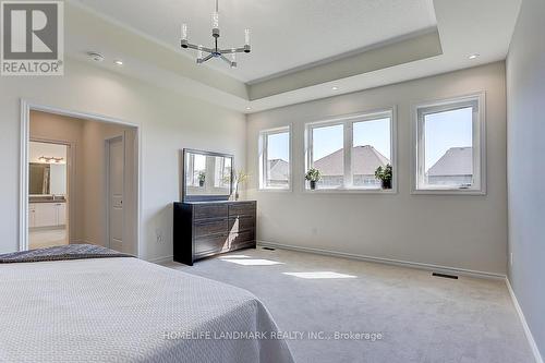 17 Charles White Court, East Gwillimbury, ON - Indoor Photo Showing Bedroom