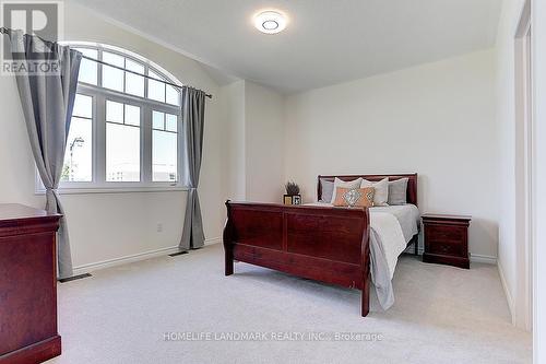 17 Charles White Court, East Gwillimbury, ON - Indoor Photo Showing Bedroom