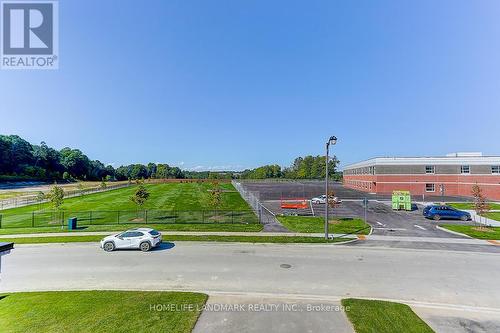 17 Charles White Court, East Gwillimbury, ON - Outdoor With View