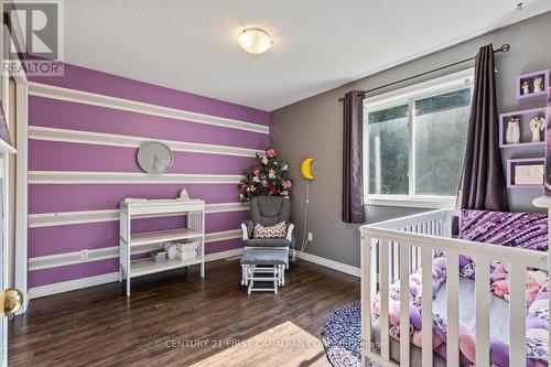 20 Linwood Drive, Thames Centre (Dorchester), ON - Indoor Photo Showing Bedroom