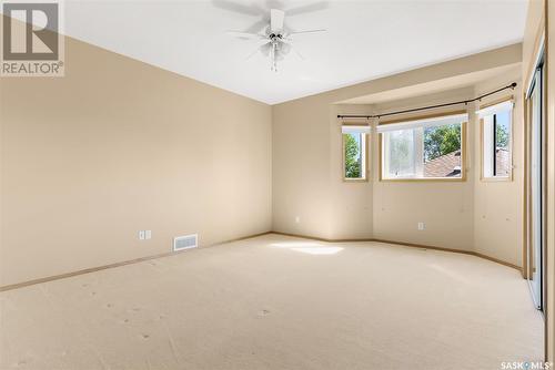 6006 Wascana Court, Regina, SK - Indoor Photo Showing Other Room