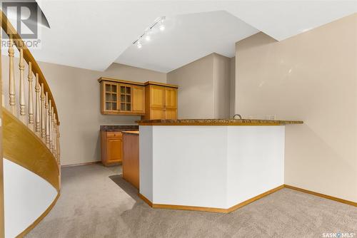 6006 Wascana Court, Regina, SK - Indoor Photo Showing Other Room