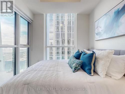 2902 - 1 Yorkville Avenue, Toronto (Annex), ON - Indoor Photo Showing Bedroom