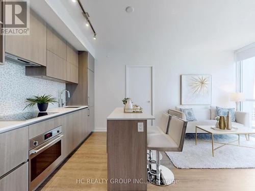 2902 - 1 Yorkville Avenue, Toronto (Annex), ON - Indoor Photo Showing Kitchen