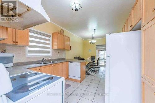 3 Orchid Drive, Brampton, ON - Indoor Photo Showing Kitchen With Double Sink