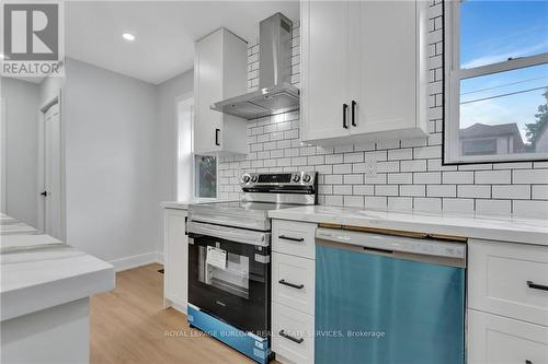 Upper - 47 Macdonald Avenue, Hamilton (Kirkendall), ON - Indoor Photo Showing Kitchen