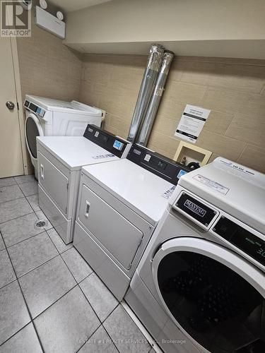 504 - 261 Lester Street, Waterloo, ON - Indoor Photo Showing Laundry Room