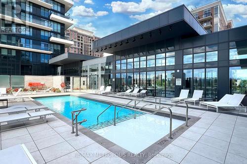 514 - 30 Inn On The Park Drive, Toronto (Banbury-Don Mills), ON - Outdoor With In Ground Pool