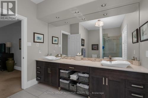 15 Alpine Way, Oro-Medonte (Horseshoe Valley), ON - Indoor Photo Showing Bathroom