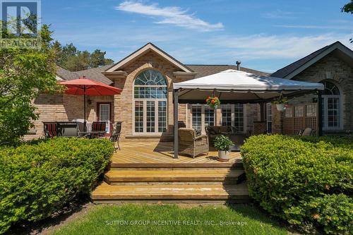 15 Alpine Way, Oro-Medonte (Horseshoe Valley), ON - Outdoor With Deck Patio Veranda