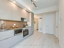 1407-28 Freeland St, Toronto, ON  - Indoor Photo Showing Kitchen 