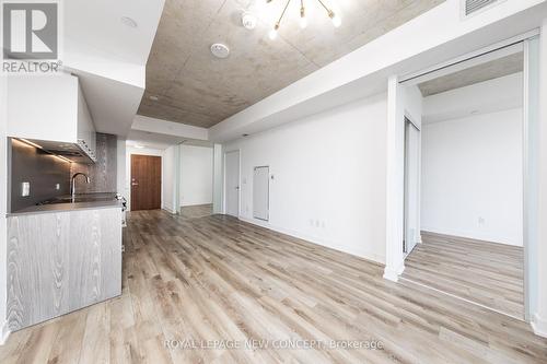 423 - 30 Baseball Place, Toronto (South Riverdale), ON - Indoor Photo Showing Other Room