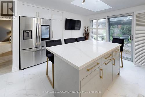 133 Hanmer Street W, Barrie, ON - Indoor Photo Showing Kitchen