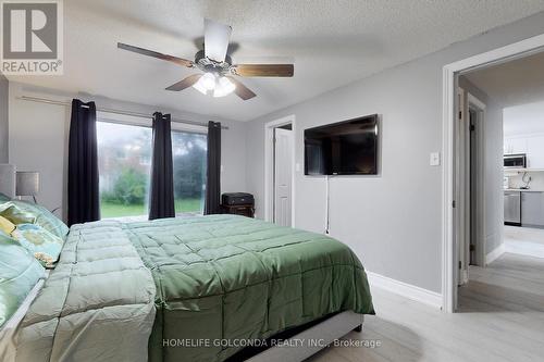 133 Hanmer Street W, Barrie (West Bayfield), ON - Indoor Photo Showing Bedroom