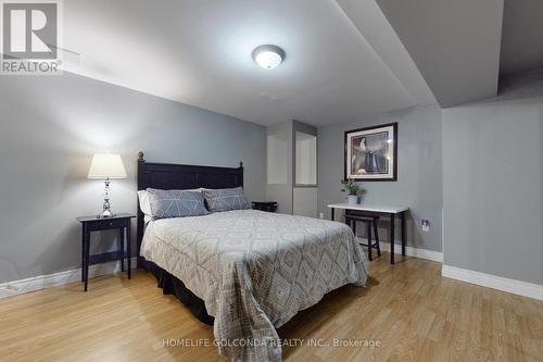 133 Hanmer Street W, Barrie (West Bayfield), ON - Indoor Photo Showing Bedroom