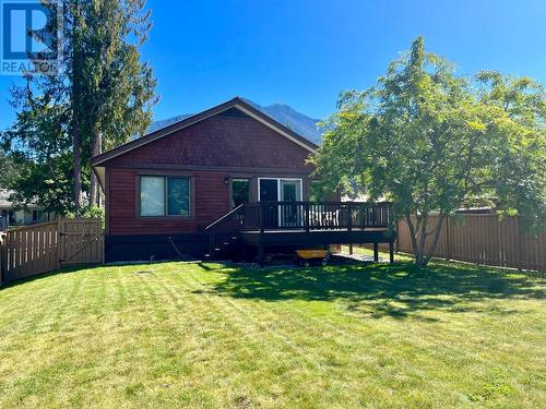 811 Kildare Street, New Denver, BC - Outdoor With Deck Patio Veranda