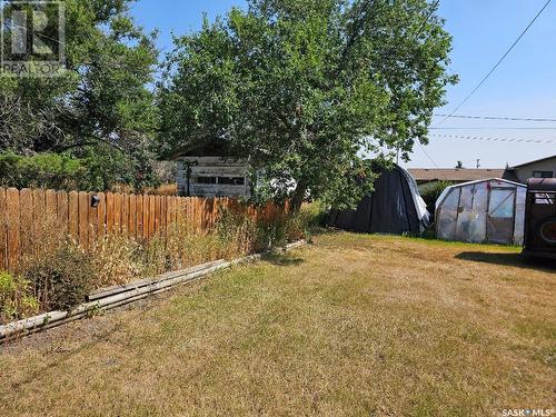 132 2Nd Street E, Mankota, SK - Outdoor