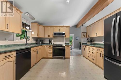 1578 Rapid Road, Westmeath, ON - Indoor Photo Showing Kitchen