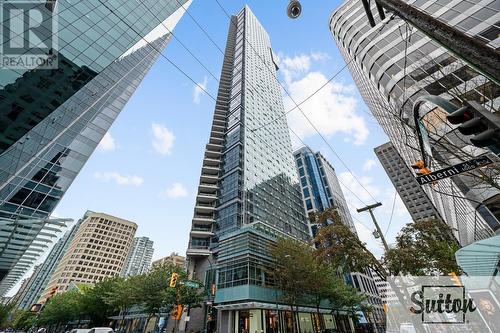 3X02 1111 Alberni Street, Vancouver, BC - Outdoor With Facade