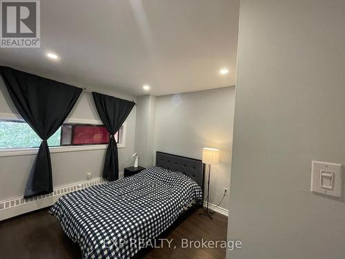 318 - 4673 Jane Street, Toronto, ON - Indoor Photo Showing Bedroom