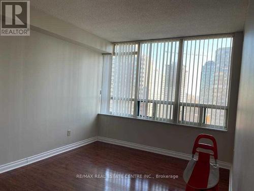 1403 - 265 Enfield Place, Mississauga (City Centre), ON - Indoor Photo Showing Other Room