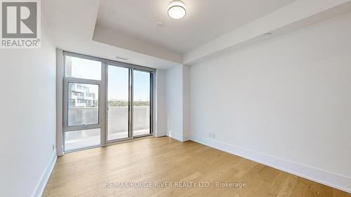 953 - 25 Adra Grado Way, Toronto, ON - Indoor Photo Showing Other Room