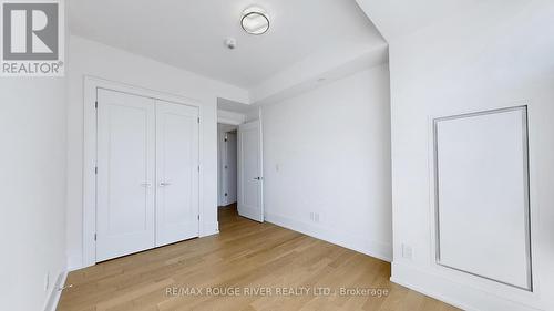 953 - 25 Adra Grado Way, Toronto, ON - Indoor Photo Showing Other Room