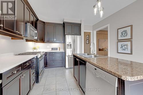 75 Wycombe Street, Whitby (Brooklin), ON - Indoor Photo Showing Kitchen With Double Sink With Upgraded Kitchen