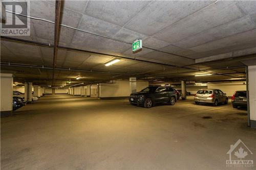 2785 Baseline Road Unit#301, Ottawa, ON - Indoor Photo Showing Garage