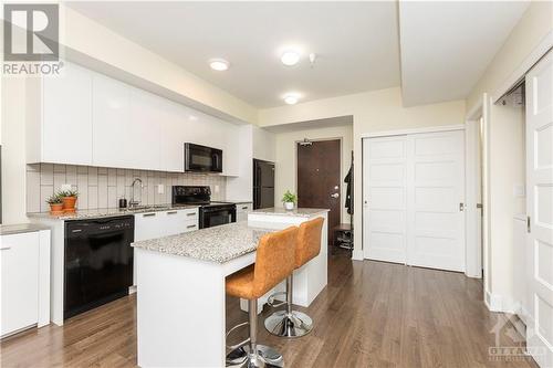 2785 Baseline Road Unit#301, Ottawa, ON - Indoor Photo Showing Kitchen