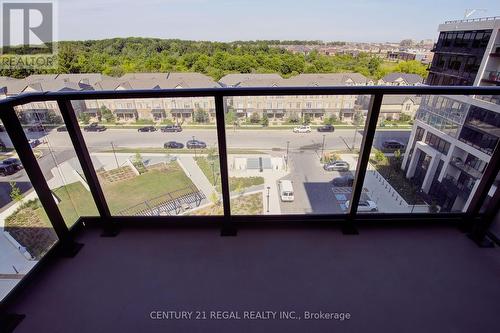 823 - 3200 William Coltson Avenue, Oakville, ON - Outdoor With View