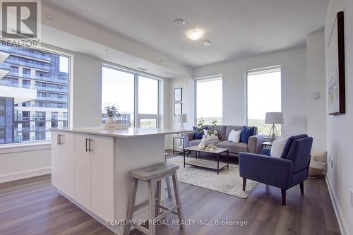 823 - 3200 William Coltson Avenue, Oakville, ON - Indoor Photo Showing Living Room