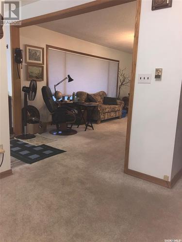 129 3Rd Avenue E, Canora, SK - Indoor Photo Showing Other Room