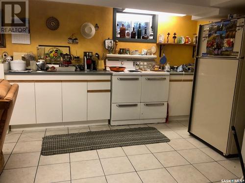 129 3Rd Avenue E, Canora, SK - Indoor Photo Showing Kitchen