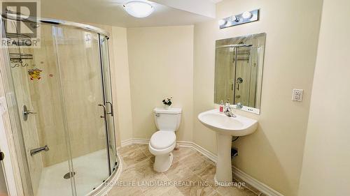 180 Trail Ridge Lane, Markham, ON - Indoor Photo Showing Bathroom