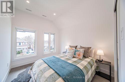 119 Preston Street, Toronto (Birchcliffe-Cliffside), ON - Indoor Photo Showing Bedroom