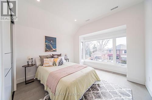 119 Preston Street, Toronto (Birchcliffe-Cliffside), ON - Indoor Photo Showing Bedroom