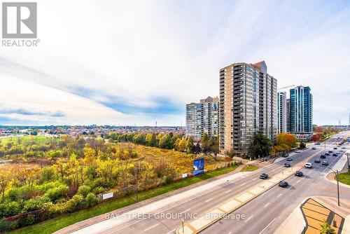 710 - 385 Prince Of Wales Drive, Mississauga (City Centre), ON - Outdoor