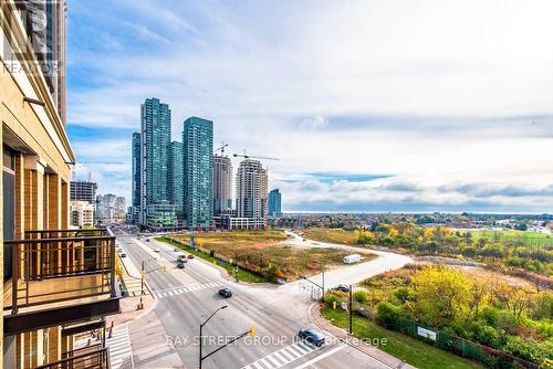 710 - 385 Prince Of Wales Drive, Mississauga (City Centre), ON - Outdoor With View